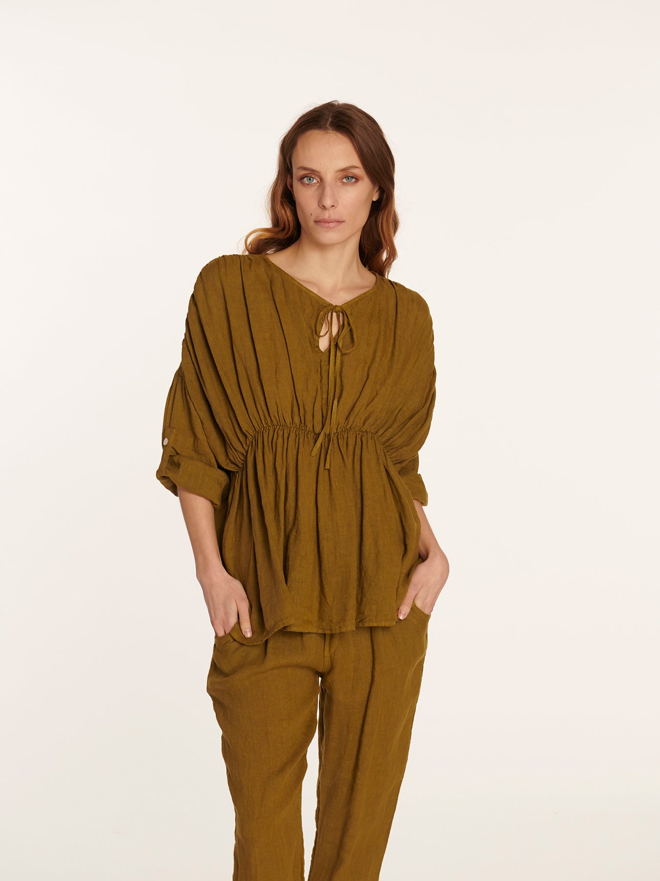 Blusa Agata Oliva Leidiró