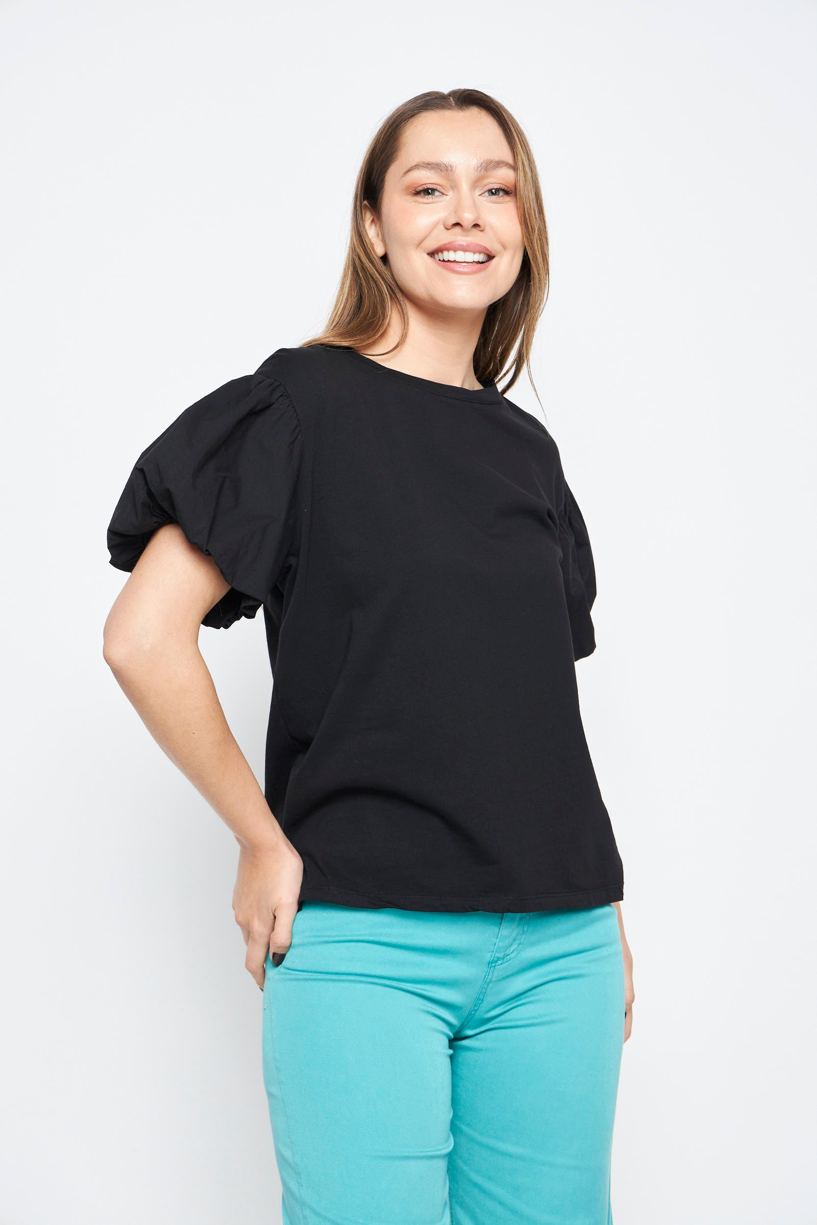 POLERA MIRA NEGRO