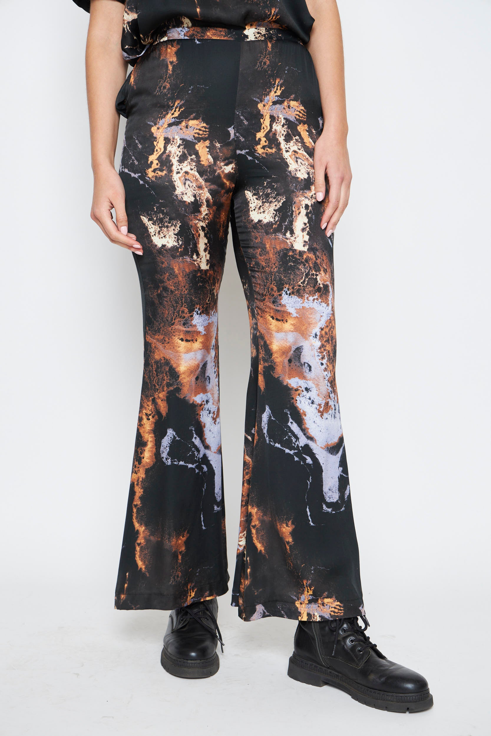 PANTALON LILA FANTASIA
