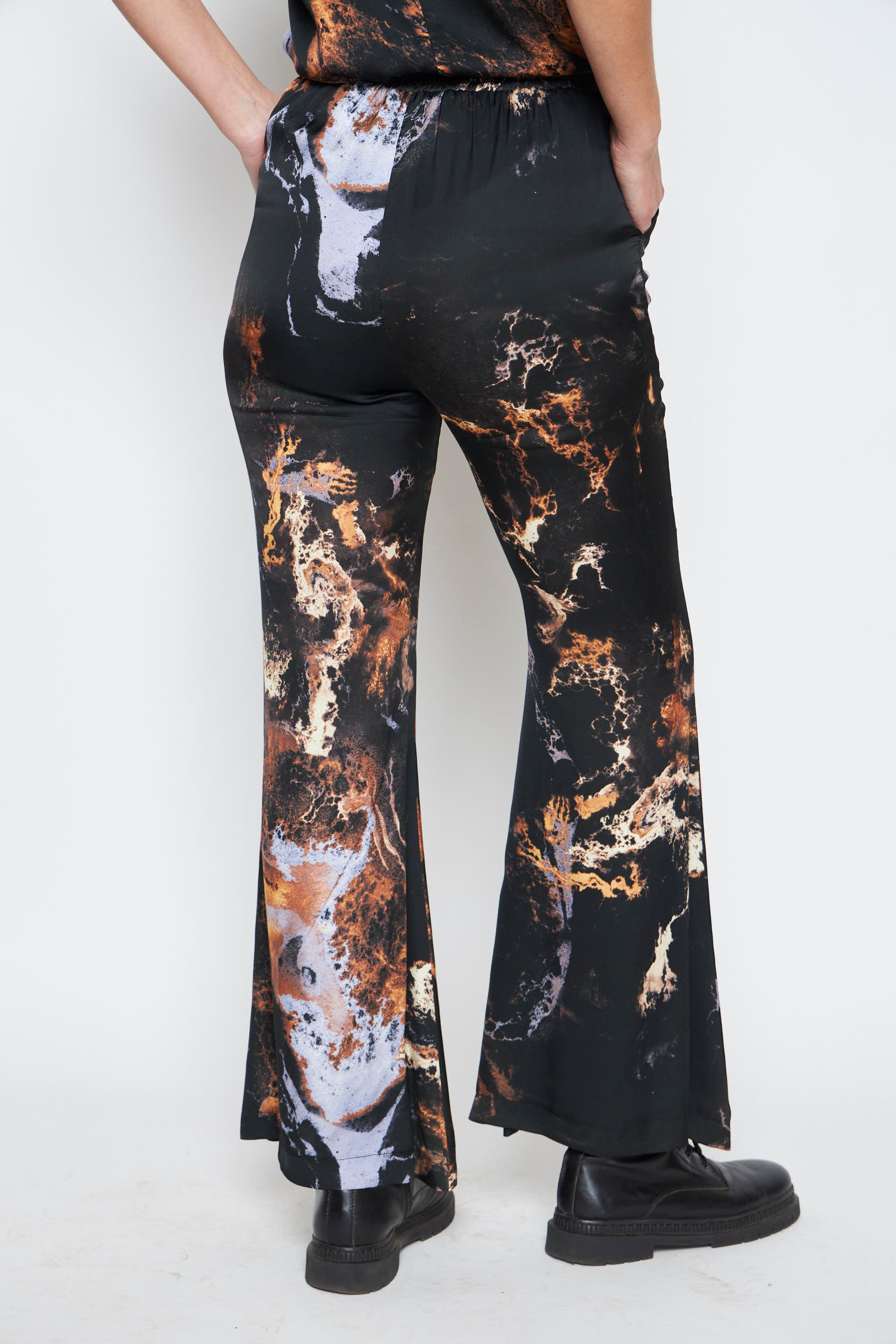 PANTALON LILA FANTASIA