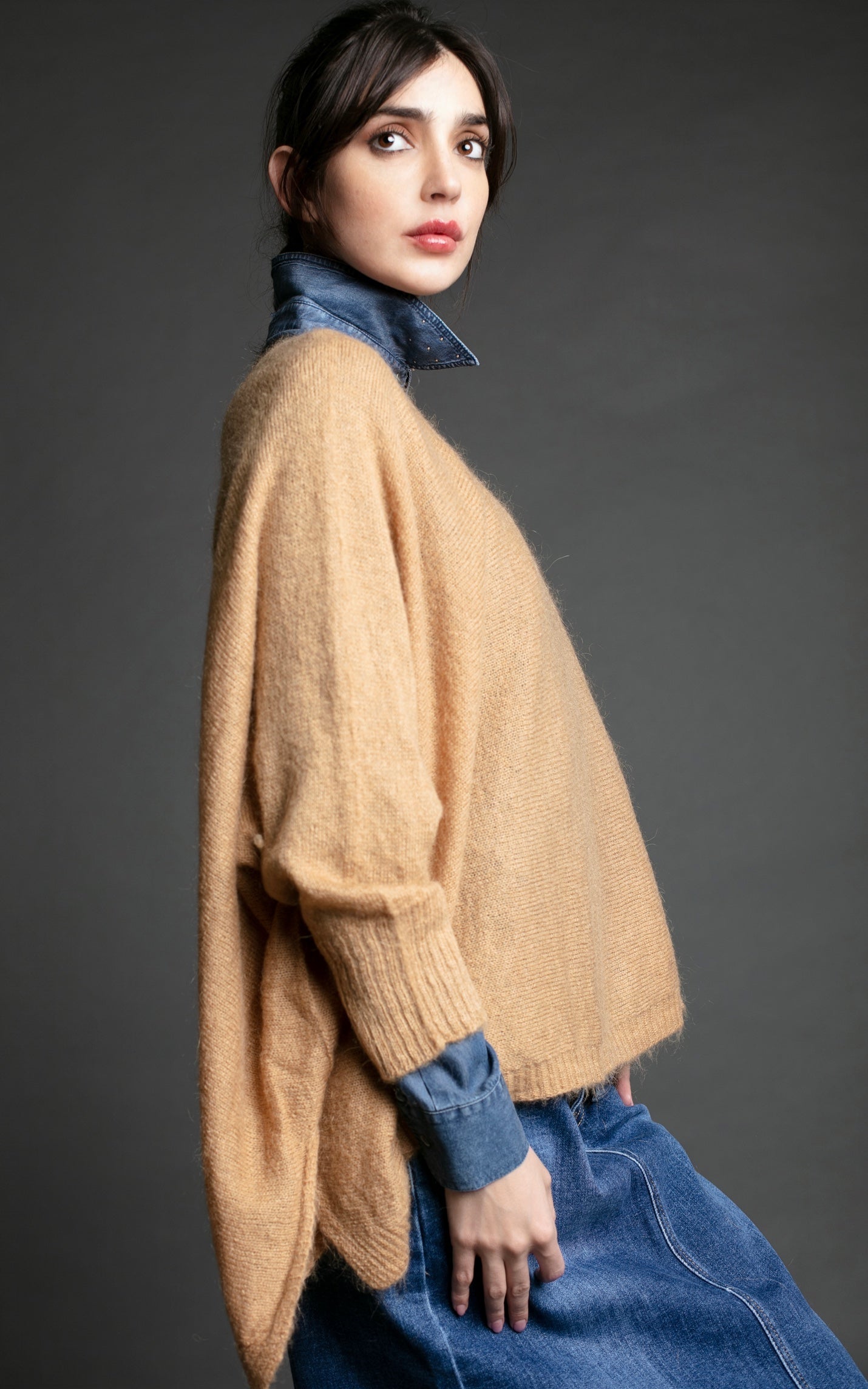 SWEATER EMANUELA ALMENDRA