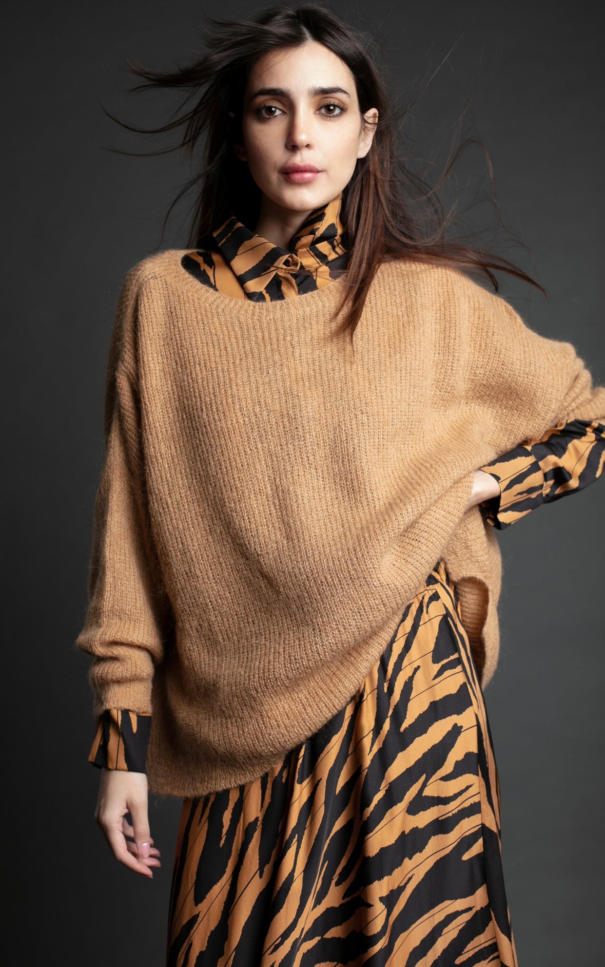 SWEATER ILARIA ALMENDRA