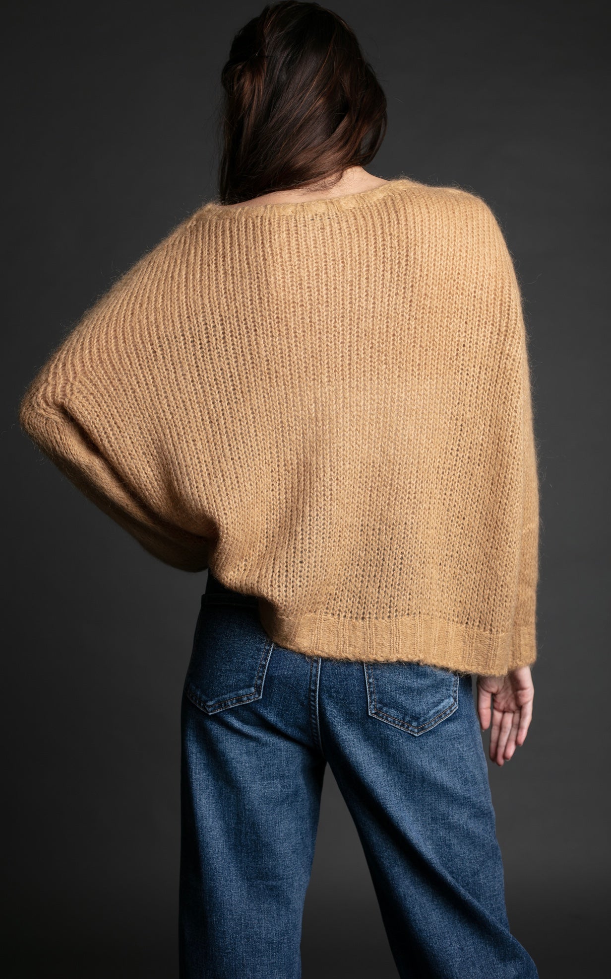 SWEATER ROSALBA ALMENDRA