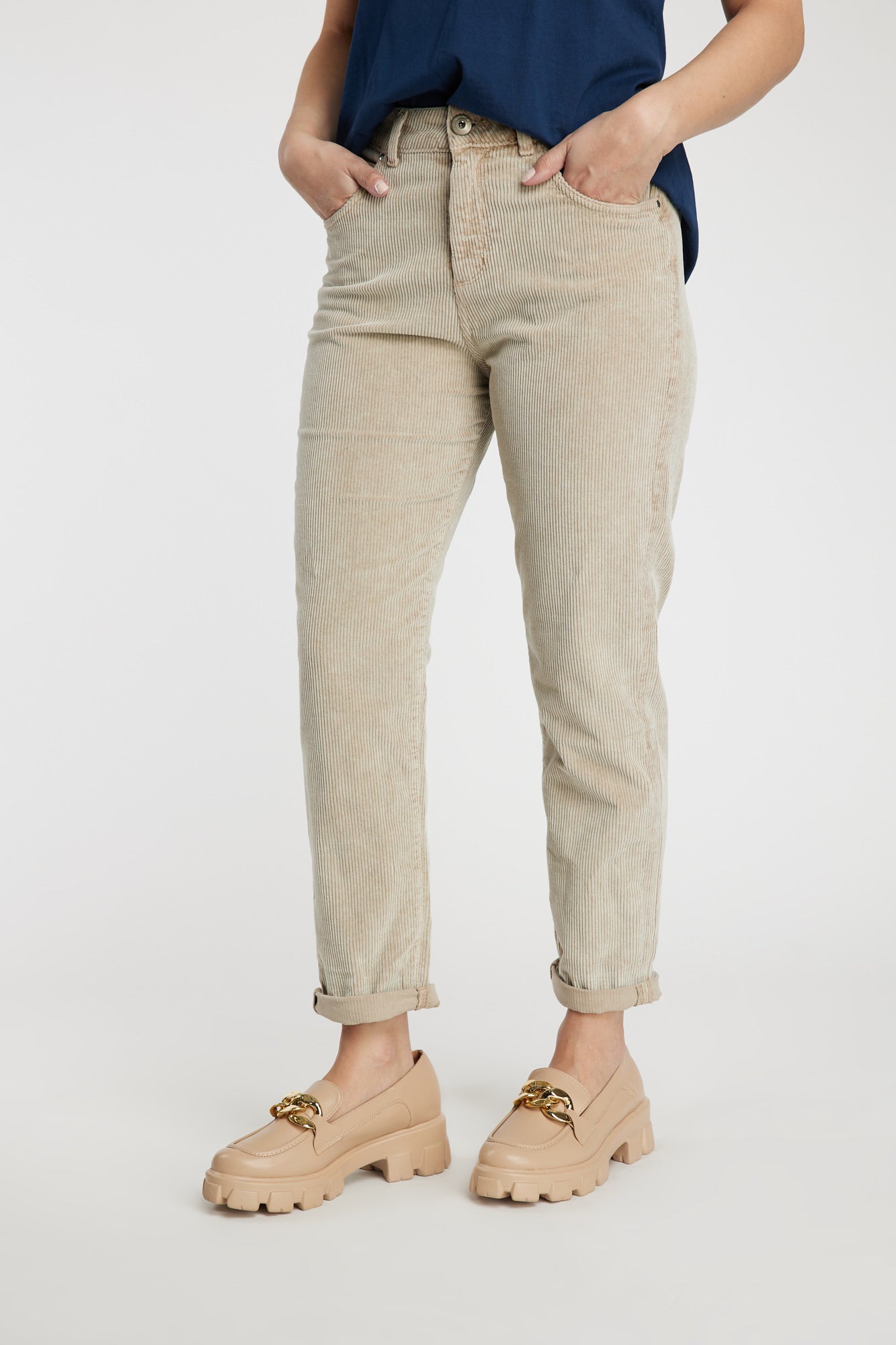 Pantalón beige Leidiró