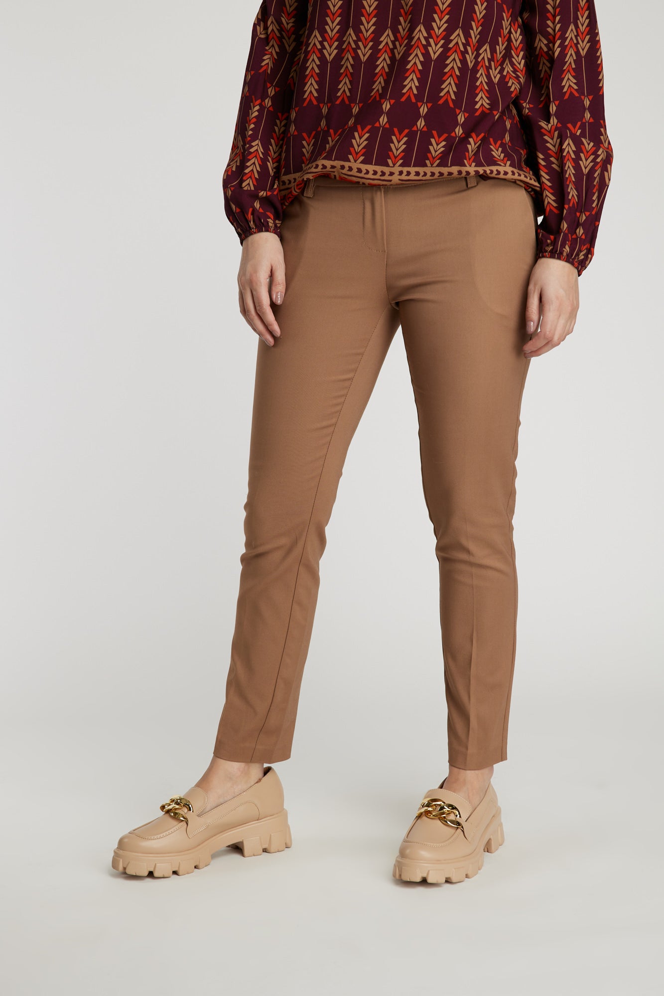 Pantalón camel Leidiró