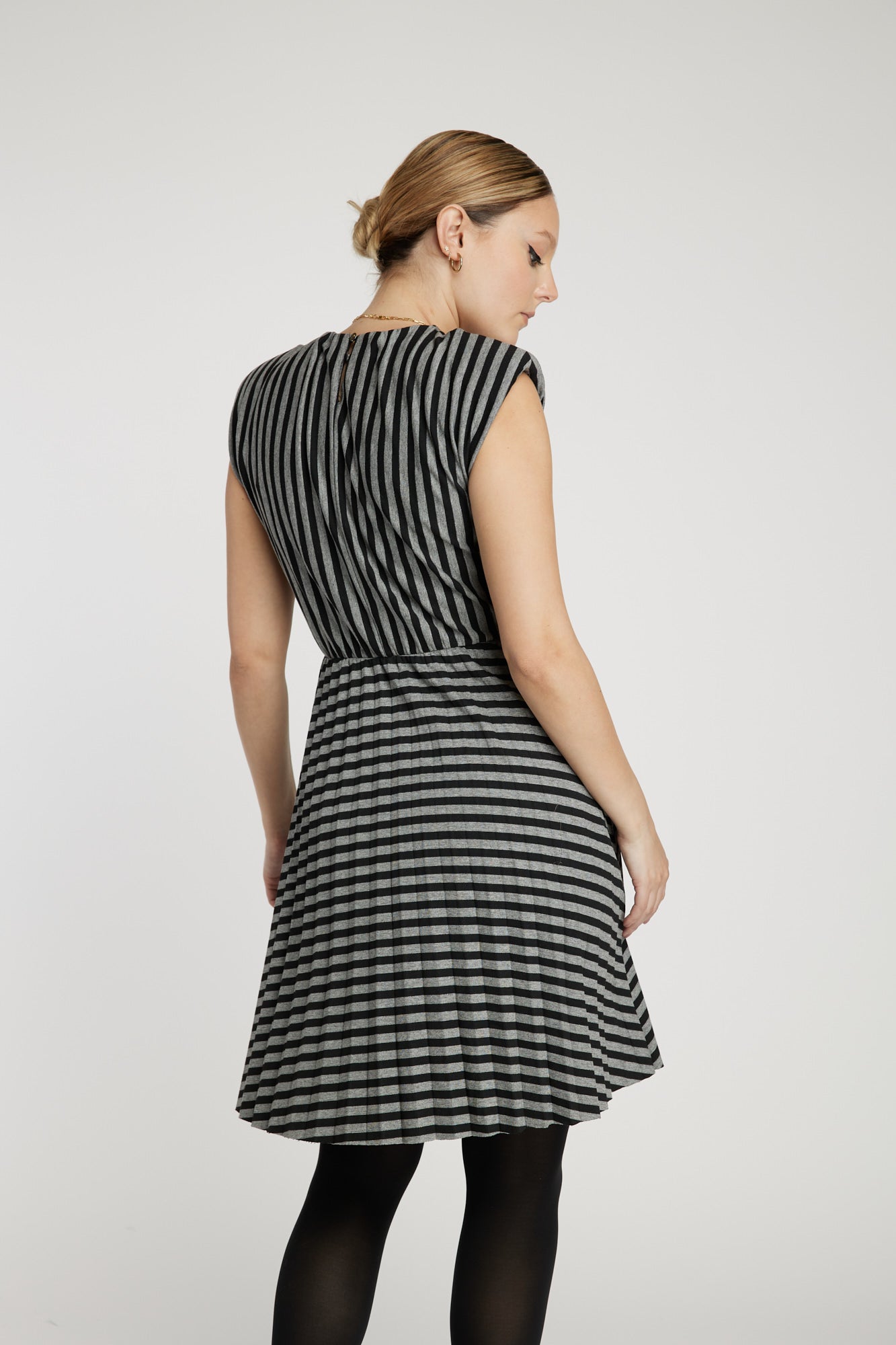 Vestido negro Leidiró