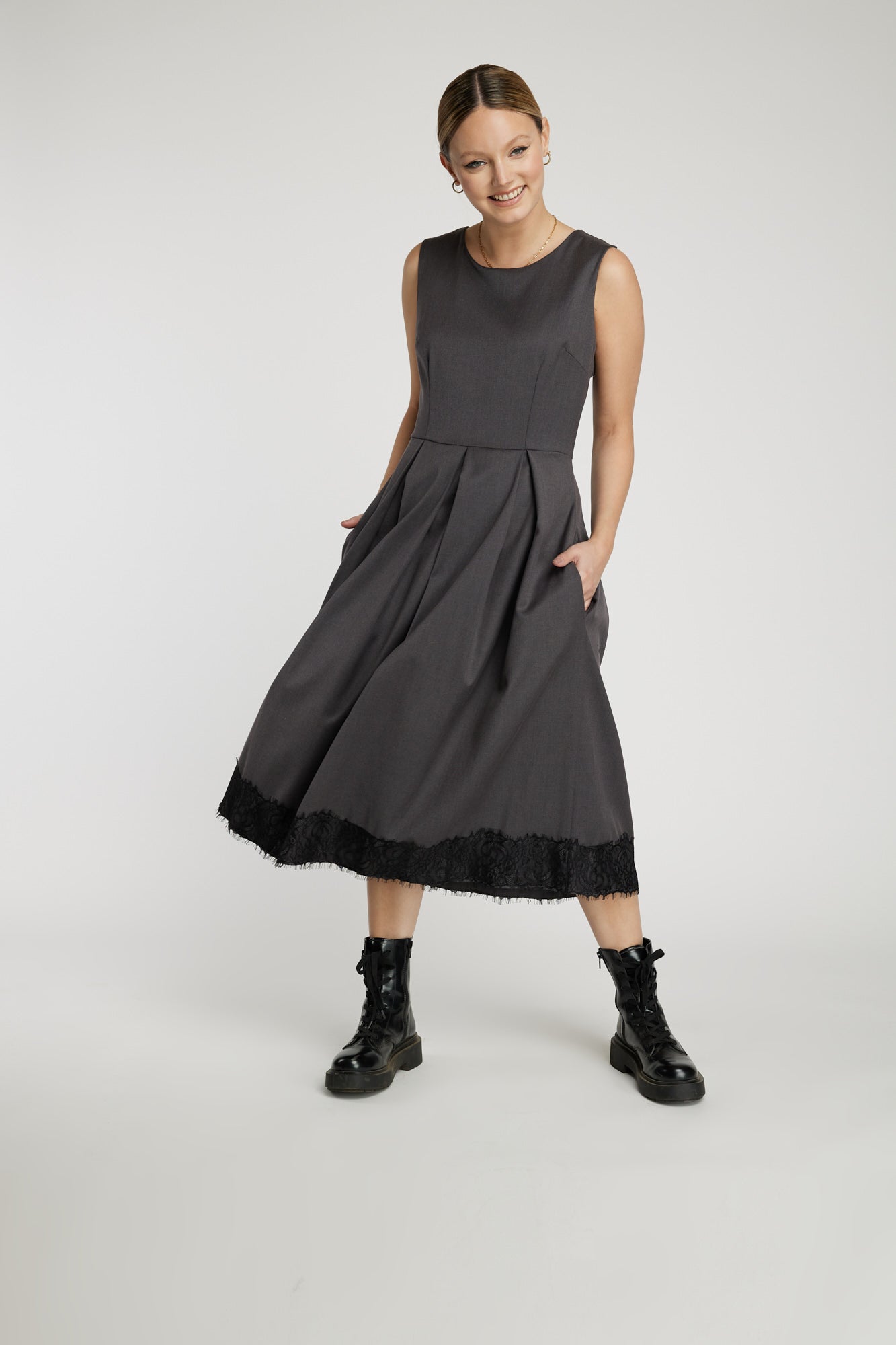 Vestido gris Leidiró