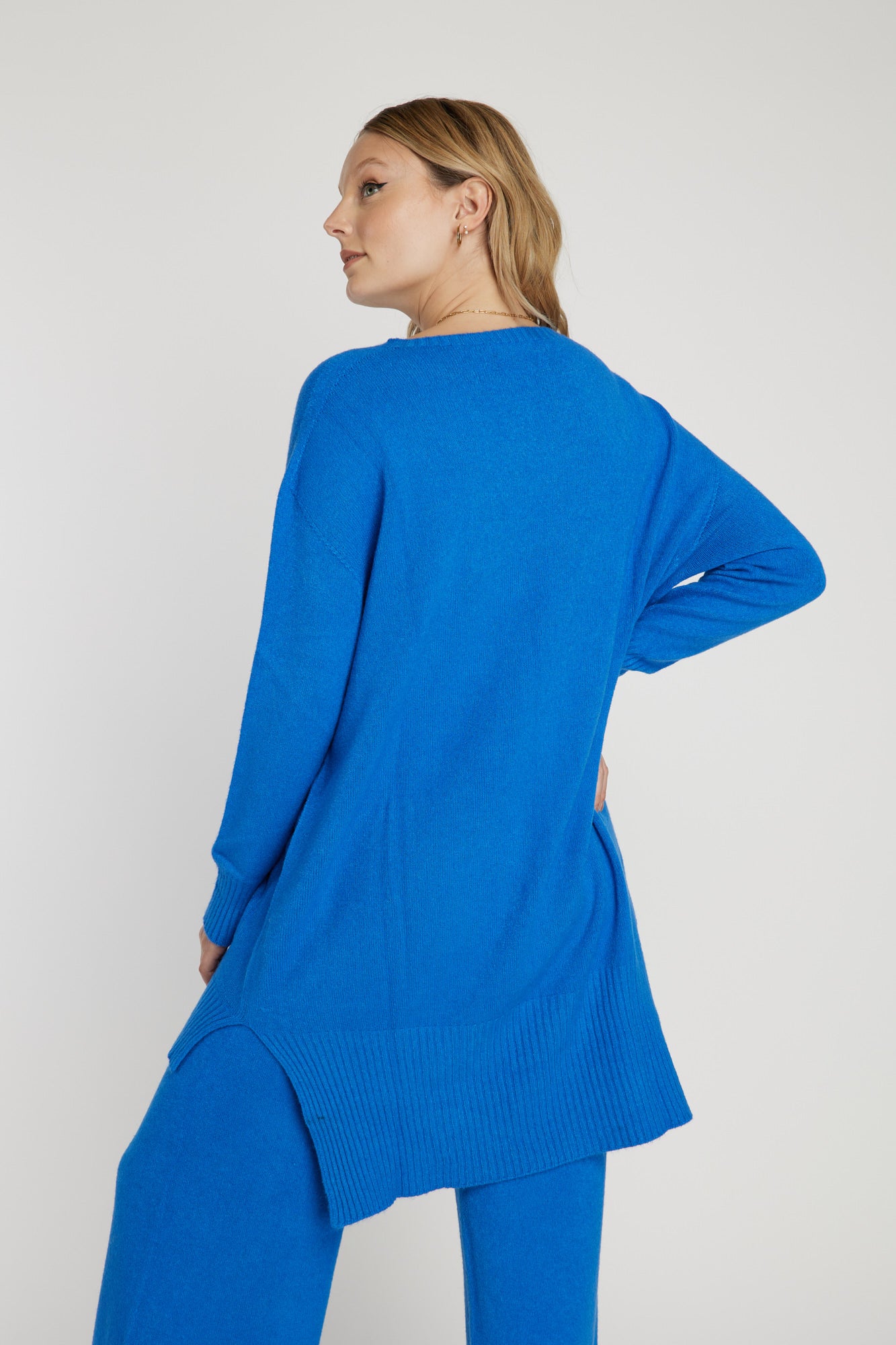 SWEATER KLEIN BLU LEIDIRÓ