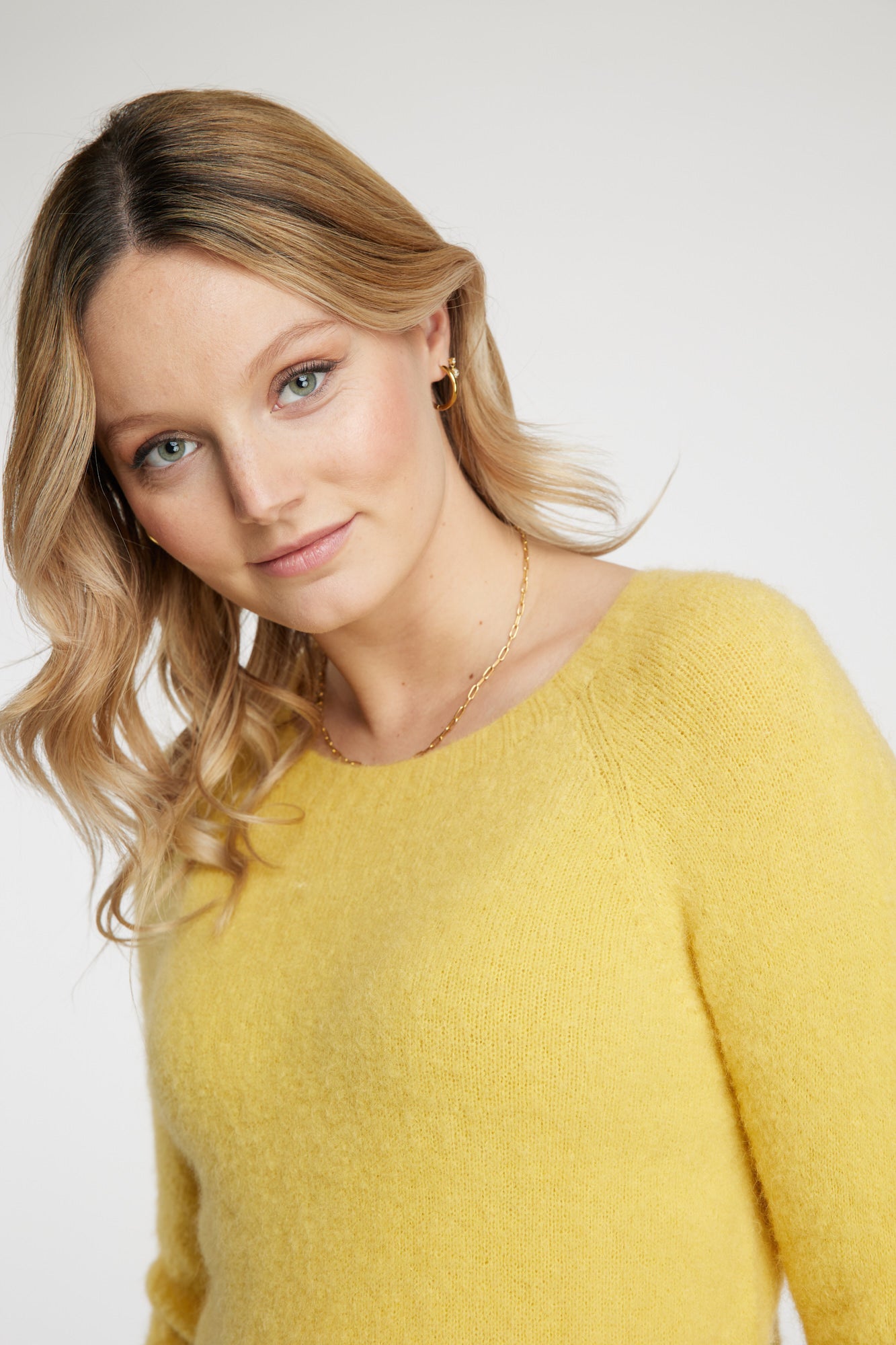Sweater amarillo Leidiró