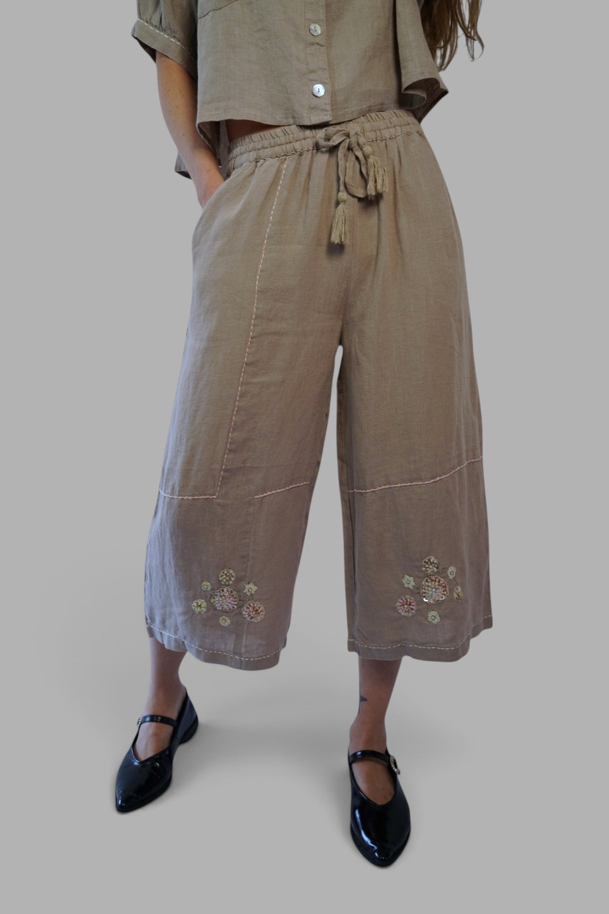 Pantalón Emilia Taupe Leidiró