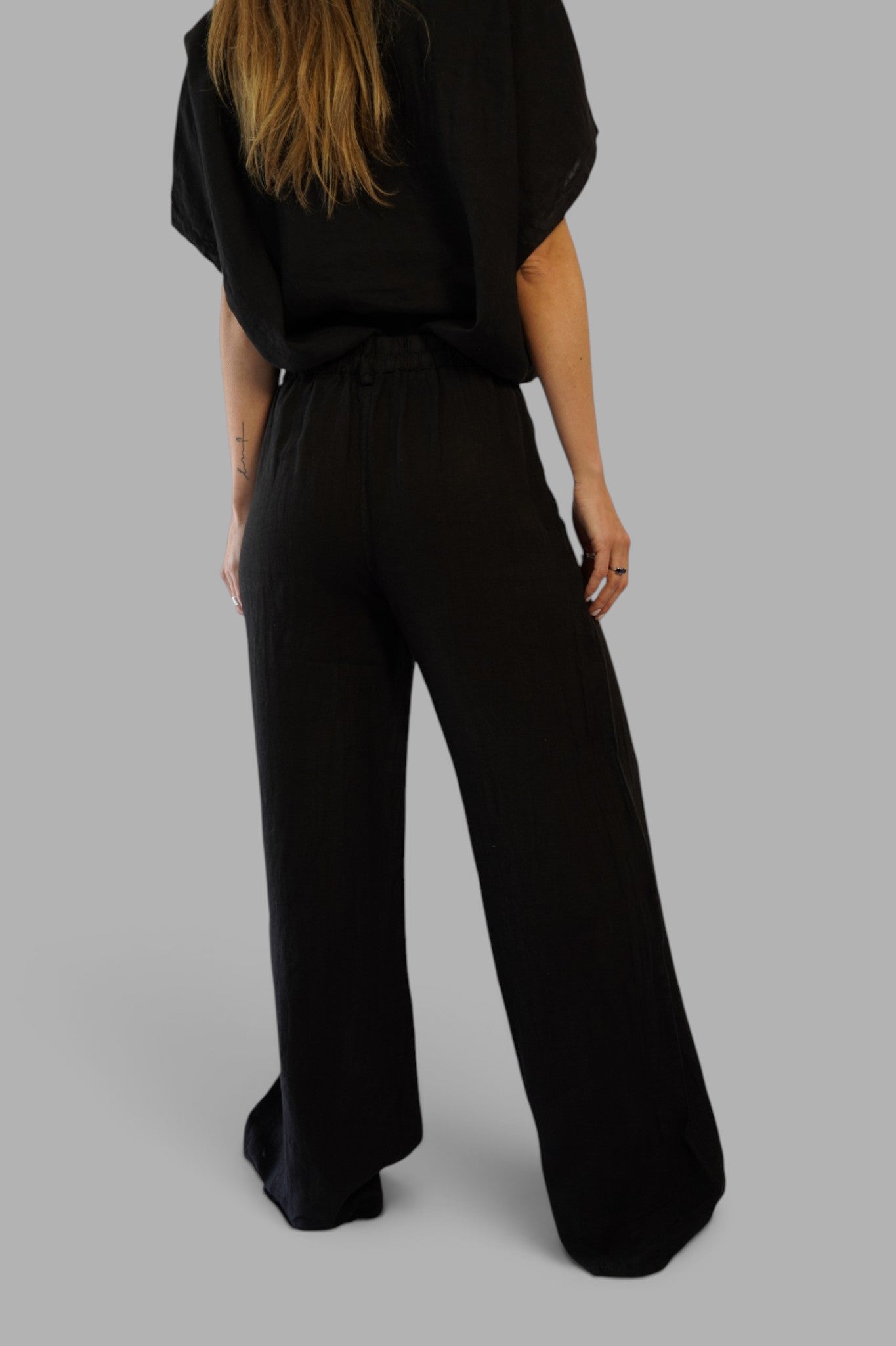 Pantalón Camilla Negro Leidiró