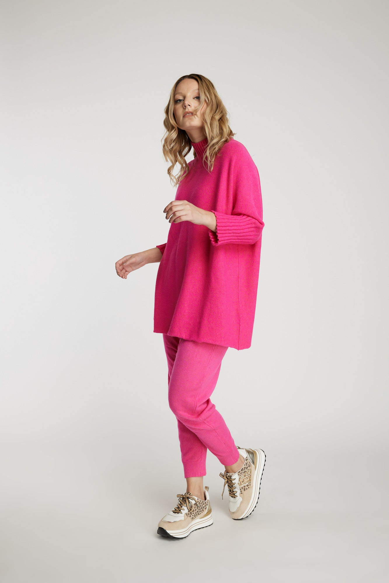 SWEATER MAGENTA LEIDIRÓ