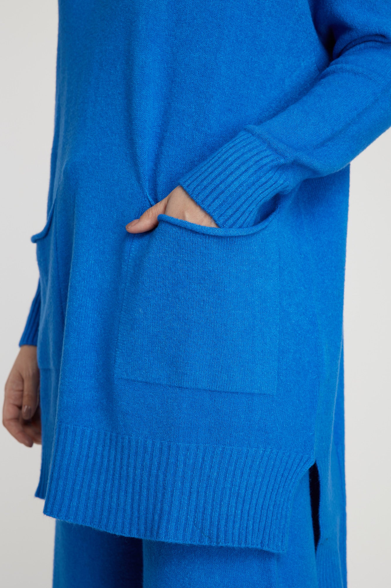 SWEATER KLEIN BLU LEIDIRÓ