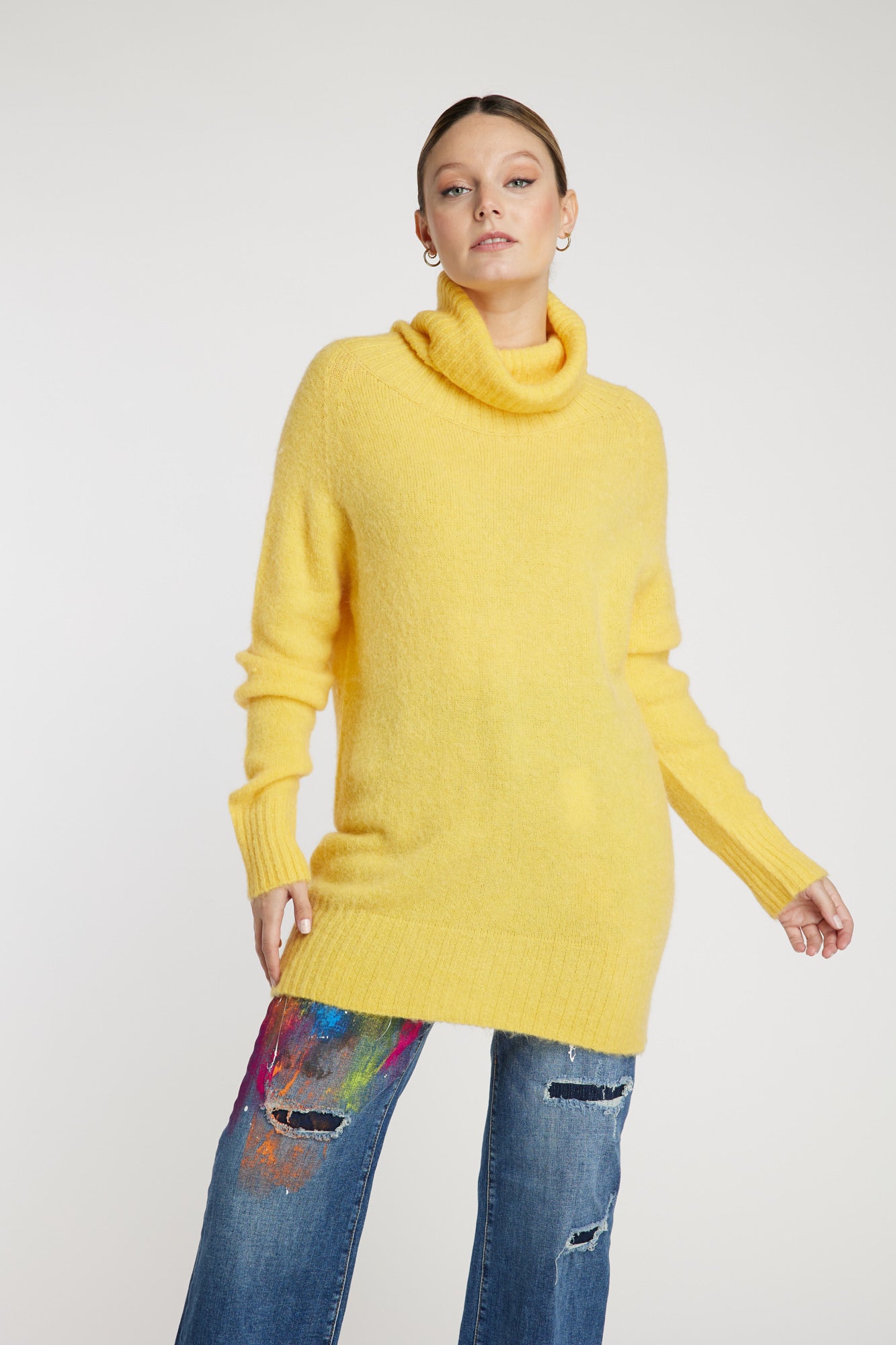 Sweater giallo Leidiró
