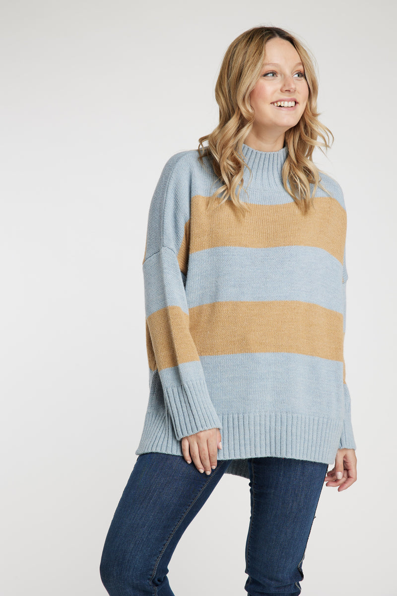 Sweater celeste Leidiró